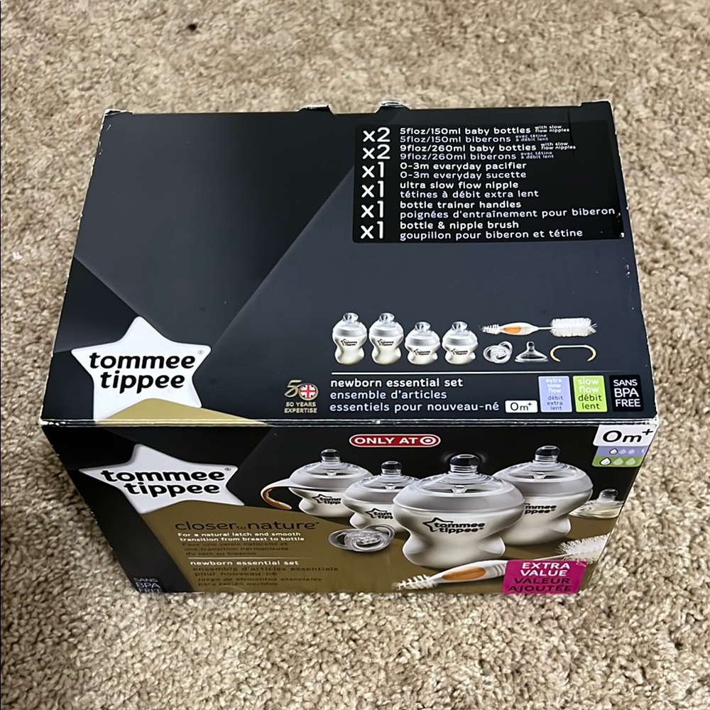 Tommee Tippee Newborn Bottle Set - Cream
